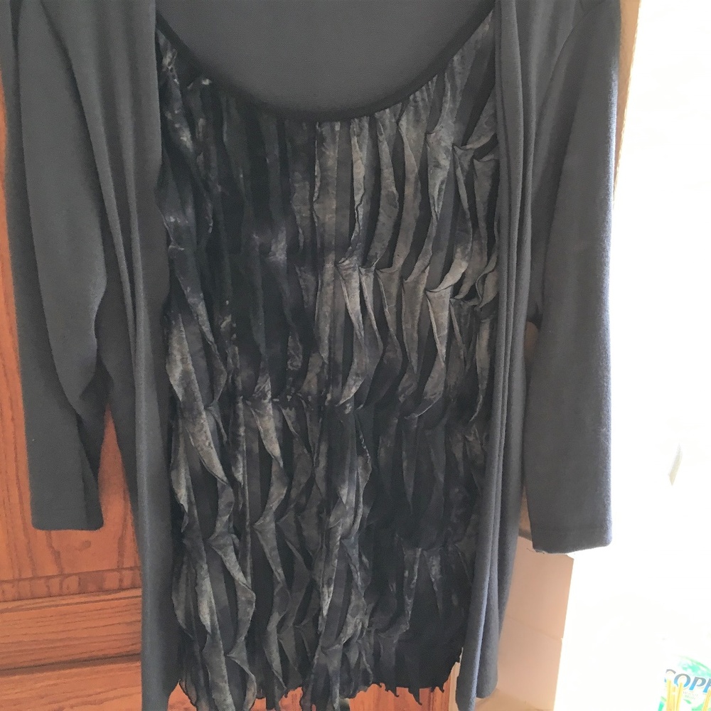 Black Grey Top